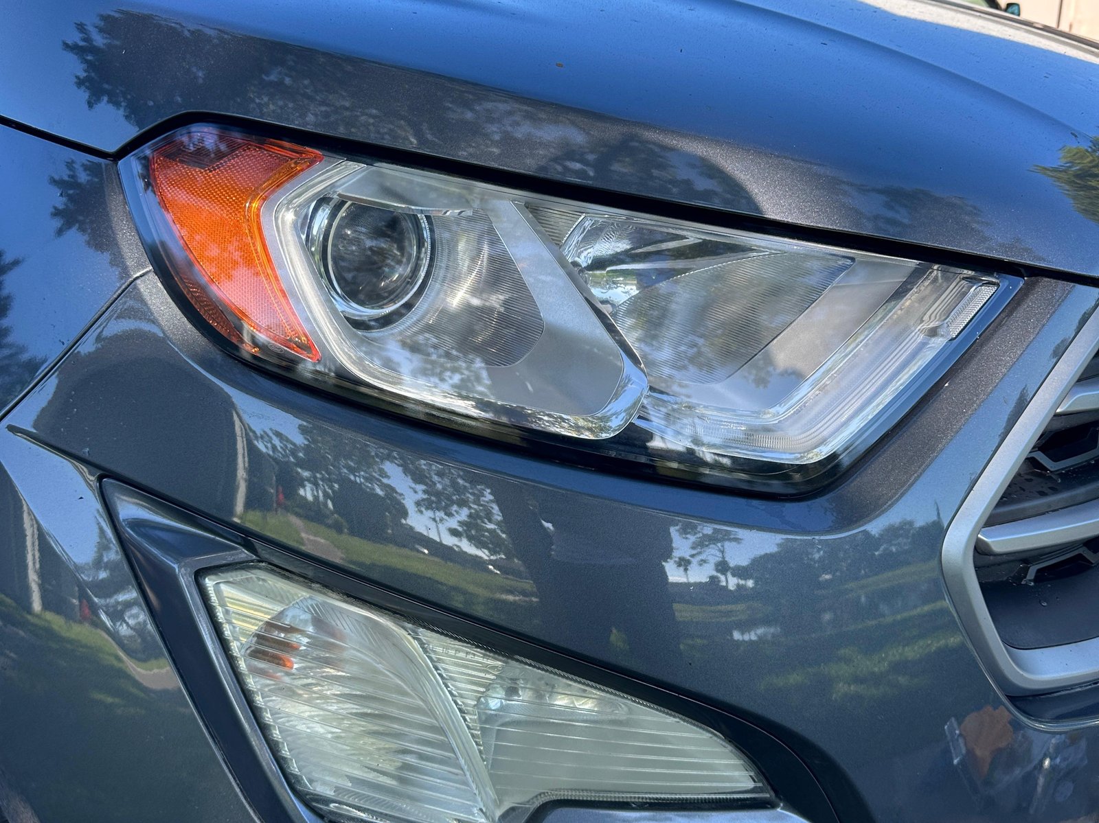 JR Headlight Restoration FL