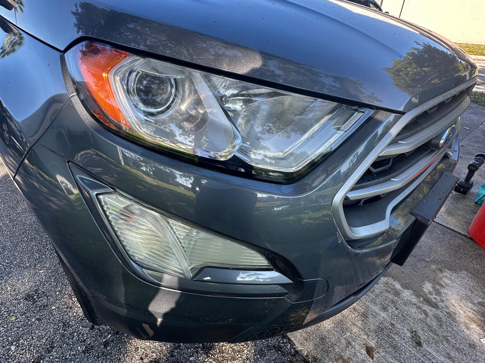 JR Headlight Restoration FL
