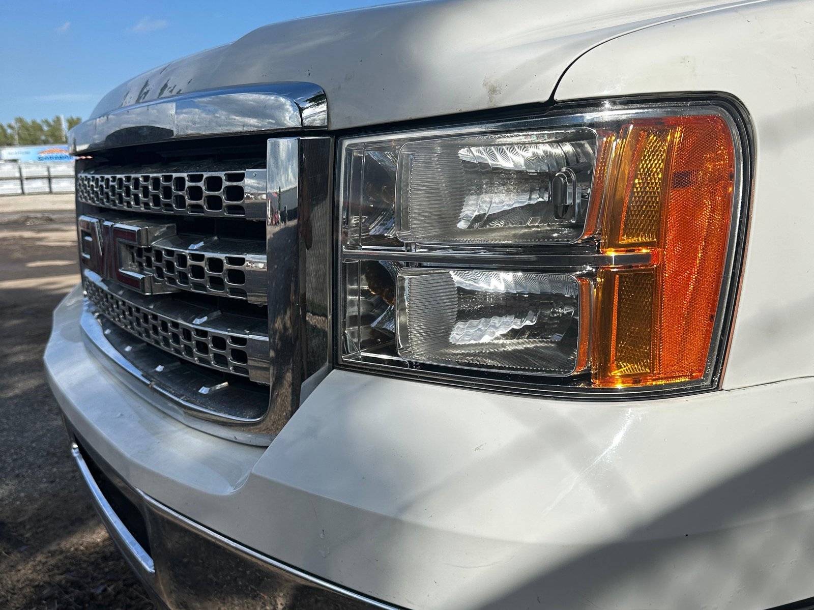 JR Headlight Restoration FL